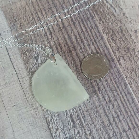 Mexican Onyx Worry Stone Necklace Natural Stone Pendant - Picture 3 of 3